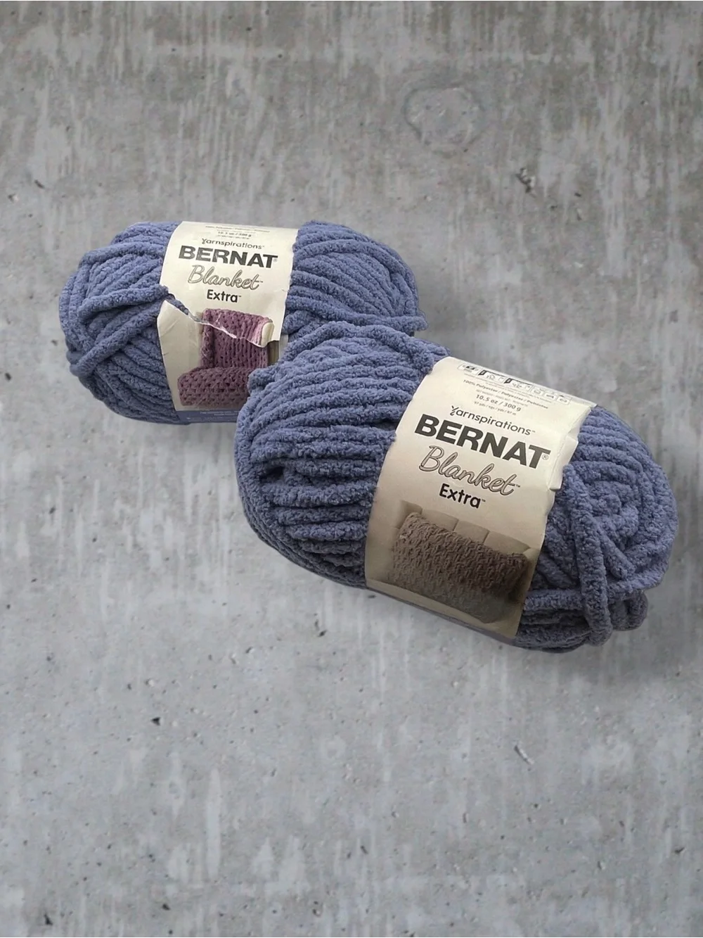 Bernat Blanket Extra Yarn Bundle 27011 NAVY MARINE 10.5oz/300g 220 Yards (2Pk)